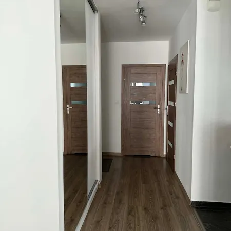 Barbary Z Parkingiem- Stare Apartamento